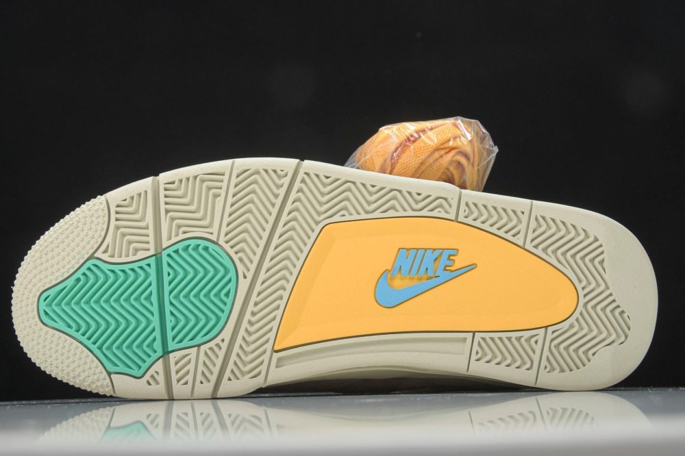AJ4 Retro Union SP 'Taupe Haze' - Image 5