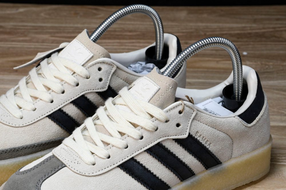 AD x Clarks '8th Street Samba' by Ronny Fieg 'White Black' - Image 20