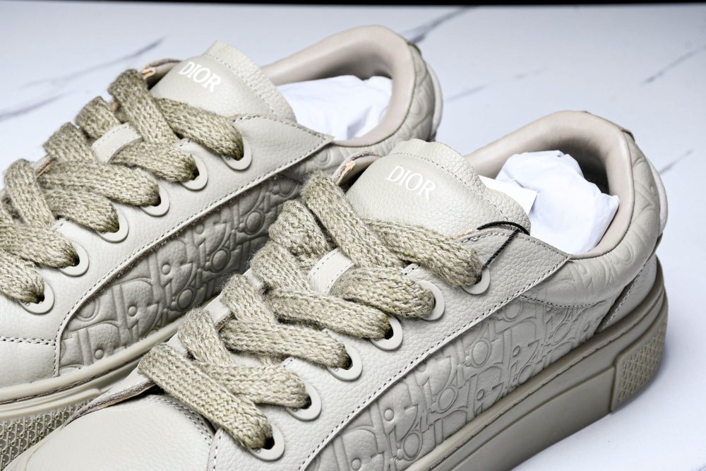 D1or B33 Gravity Leather 'Oblique Triple Beige' - Image 18