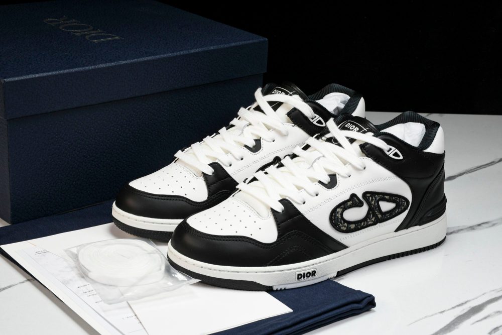 D1or B57 Mid-Top "Black White' - Image 19