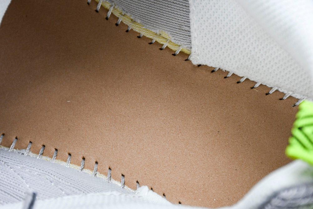 Off-White "Be Right Back" Sneaker 'White Fluorescent' - Image 15