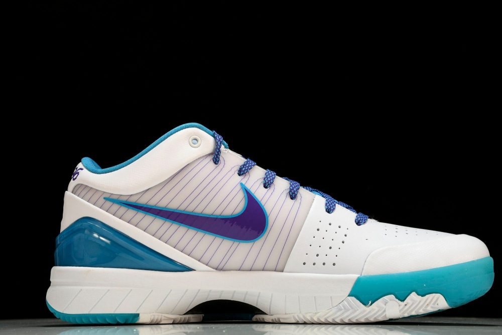 Kobe 4 Protro 'Draft Day Hornets' - Image 3