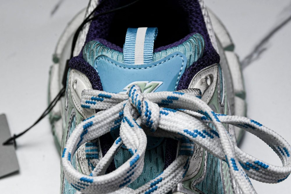 3XL Sneaker 'White Light Blue' - Image 11