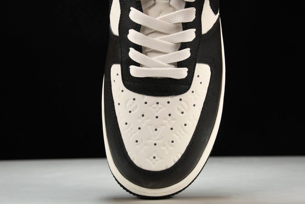 Louis Vuittоп x AF1 by Virgil Abloh 'Black White' - Image 6