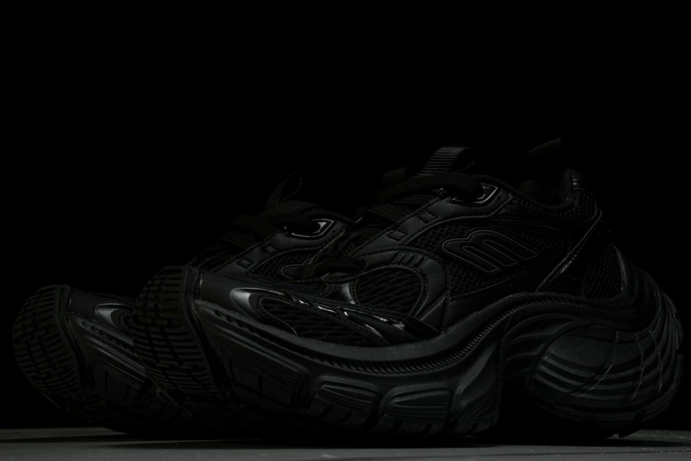 10XL Sneaker 'Black' - Image 2