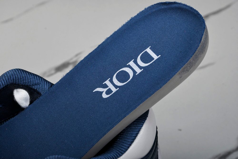 D1or B57 Mid-Top "Navy Blue White' - Image 13