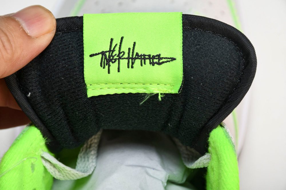 Dnk Low Oregon Ducks PE - Image 13