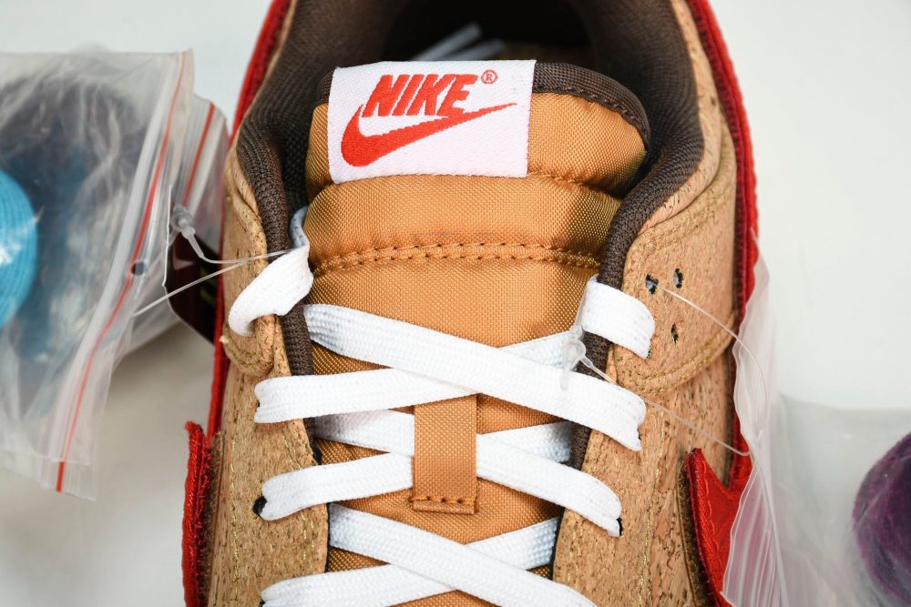CLOT x SB Dnk Low 'Cork' - Image 12