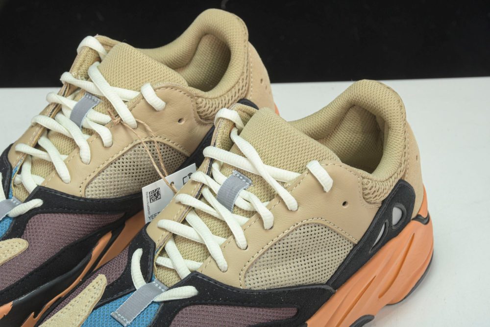 Yzy Boost 700 Enflame Amber - Image 20