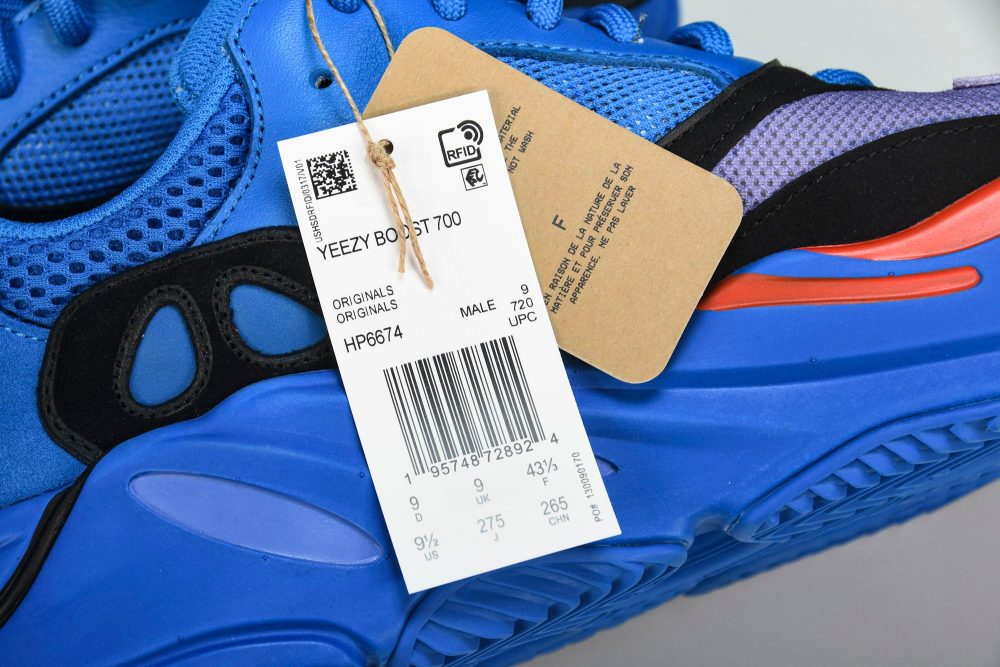 Yzy Boost 700 Hi-Res Blue - Image 9
