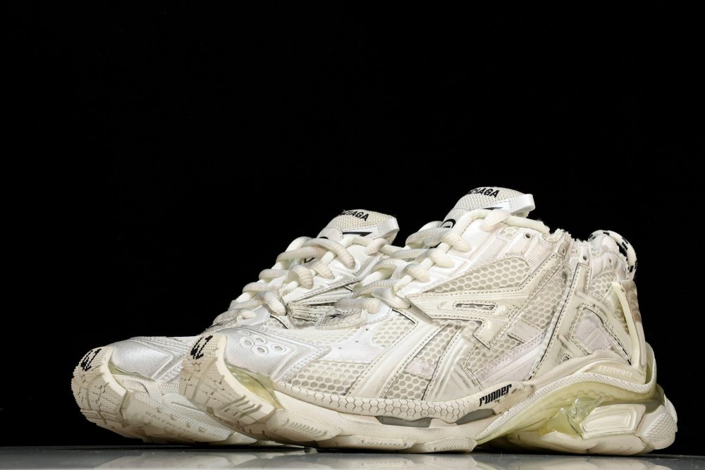 Runner 'White' - Image 2