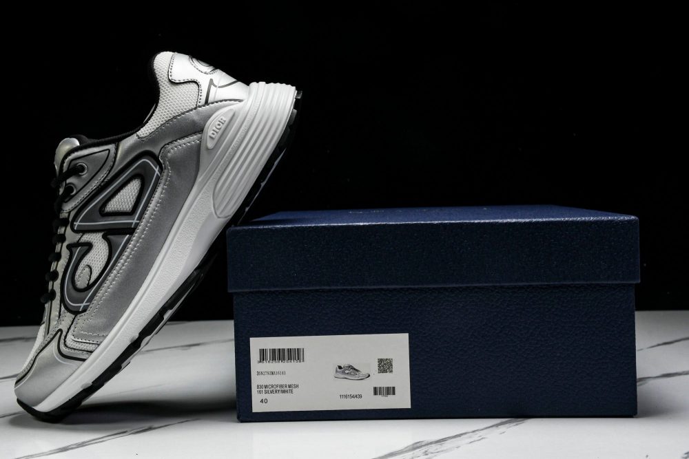 D1or B30 'Silver White' - Image 24