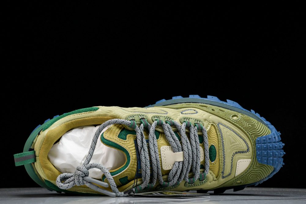 Salehe Bembury x Moncler Trailgrip Genius Grain GTX 'Green' - Image 4