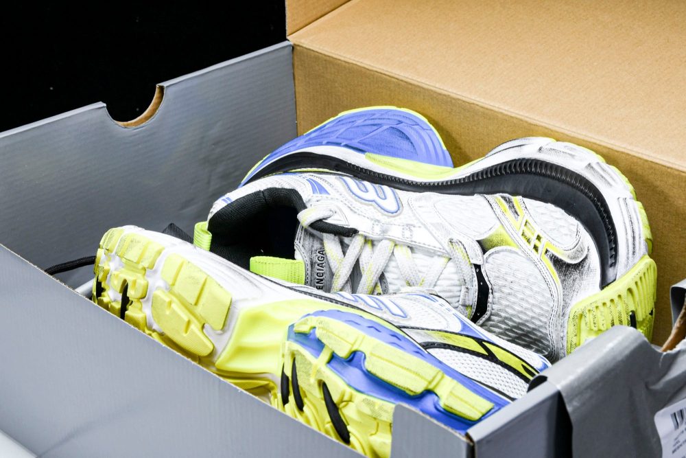 10XL Sneaker 'White Yellow Blue' - Image 23
