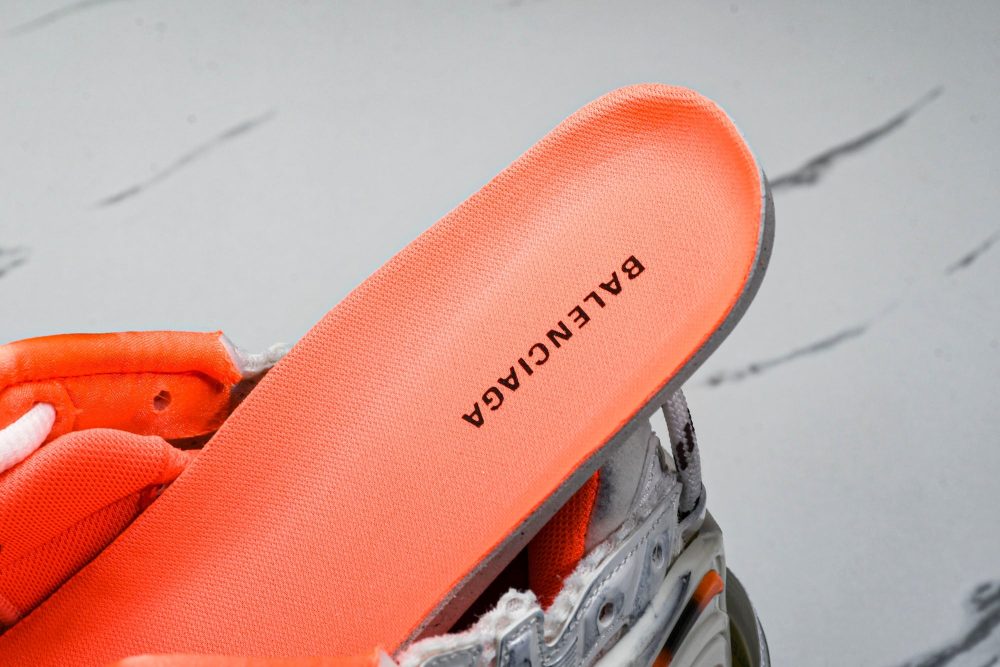 Runner 'White Orange' - Image 13