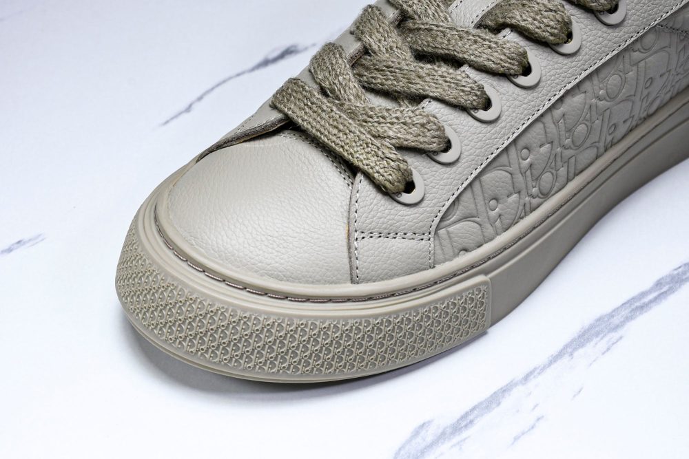D1or B33 Gravity Leather 'Oblique Triple Beige' - Image 9