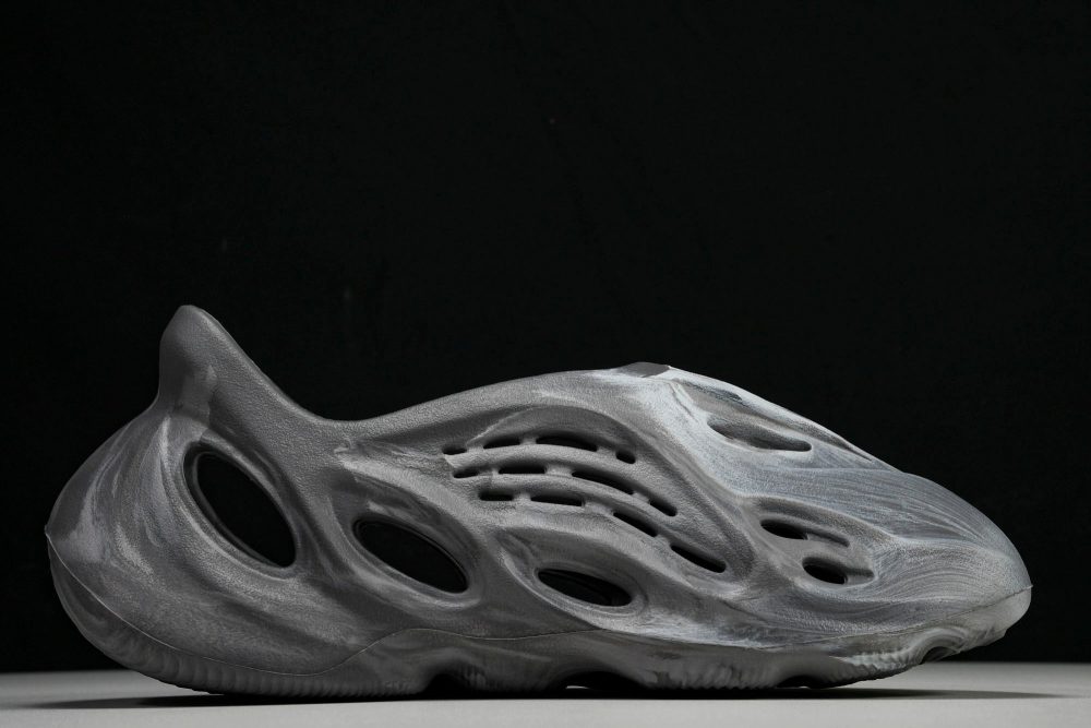 Yzy Foam RNNR 'MX Granite' - Image 3
