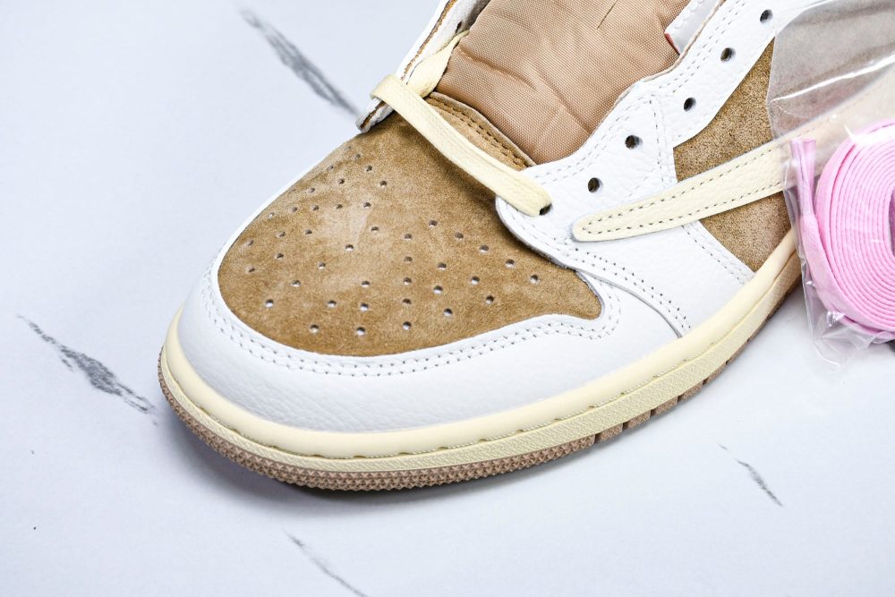 Travis Scott AJ1 Retro Low OG 'Sail Shy Pink' - Image 9