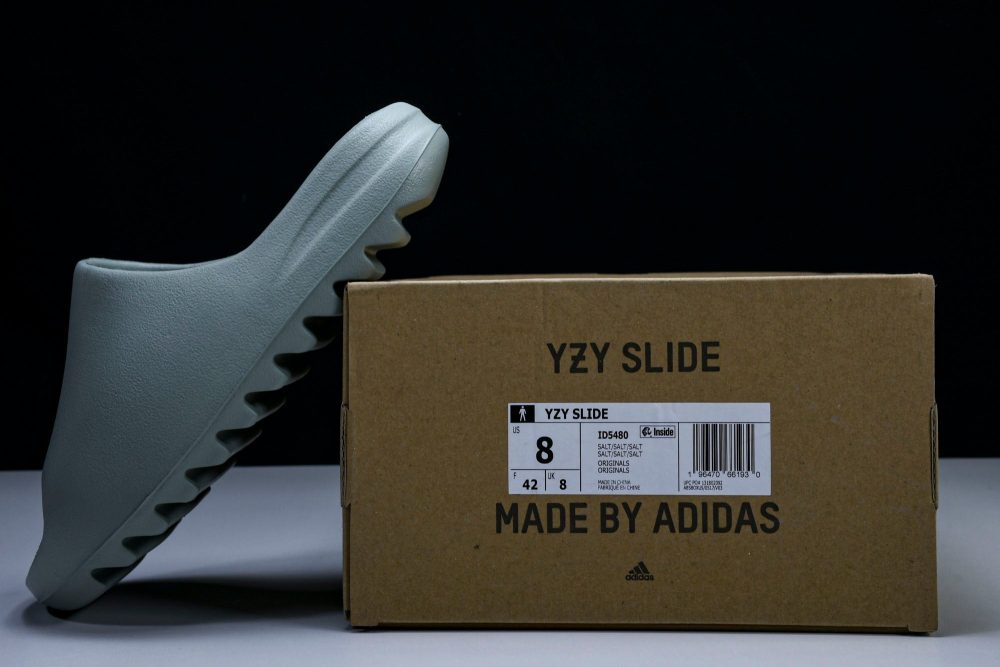 Yzy Slide 'Salt' - Image 17