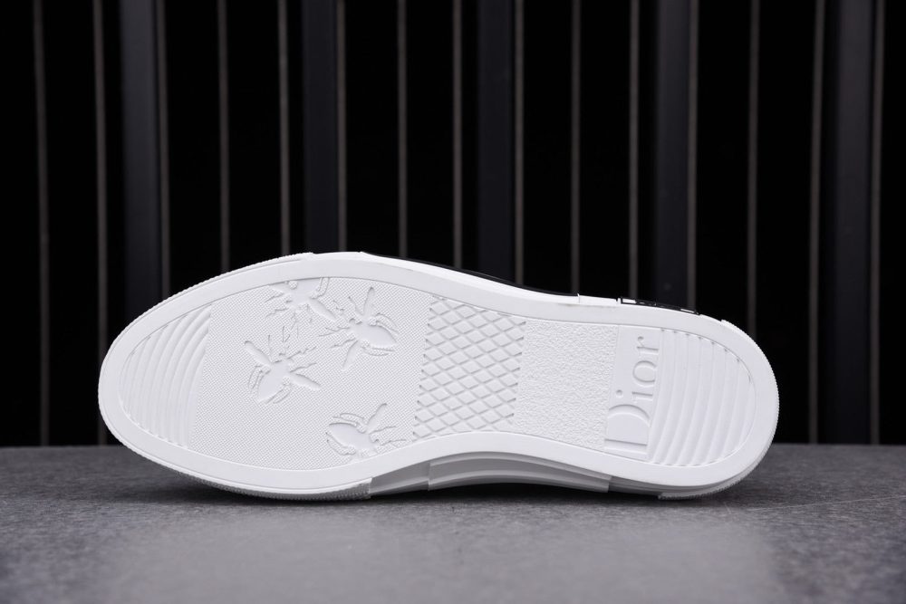 D1or B23 High ‘Oblique White’ - Image 5