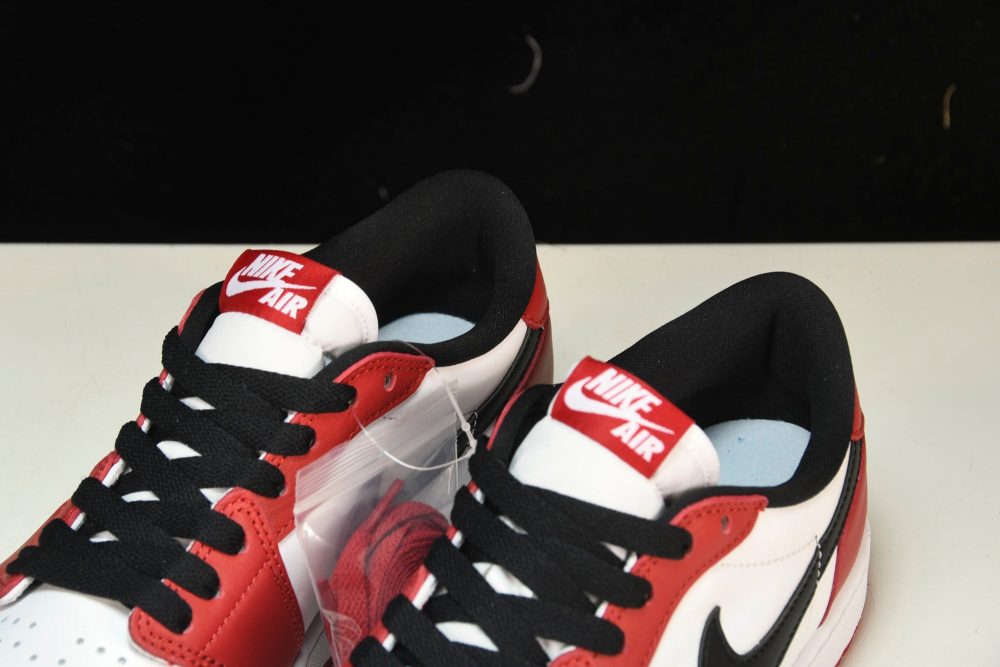 AJ1 Retro Low OG 'Chicago' - Image 24