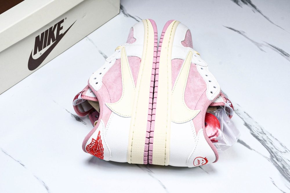 Travis Scott AJ1 Retro Low OG 'Shy Pink' - Image 21