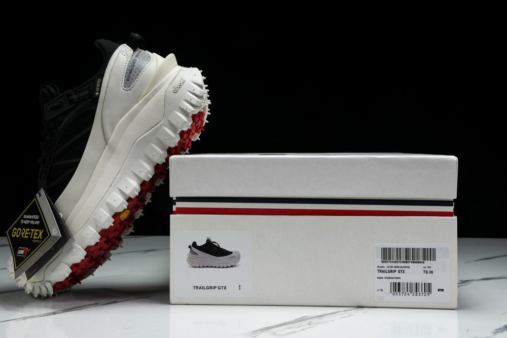 Moncler Trailgrip GTX 'White Black' - Image 24
