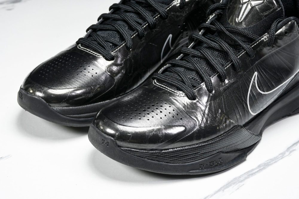 Kobe 5 'Blackout' - Image 18