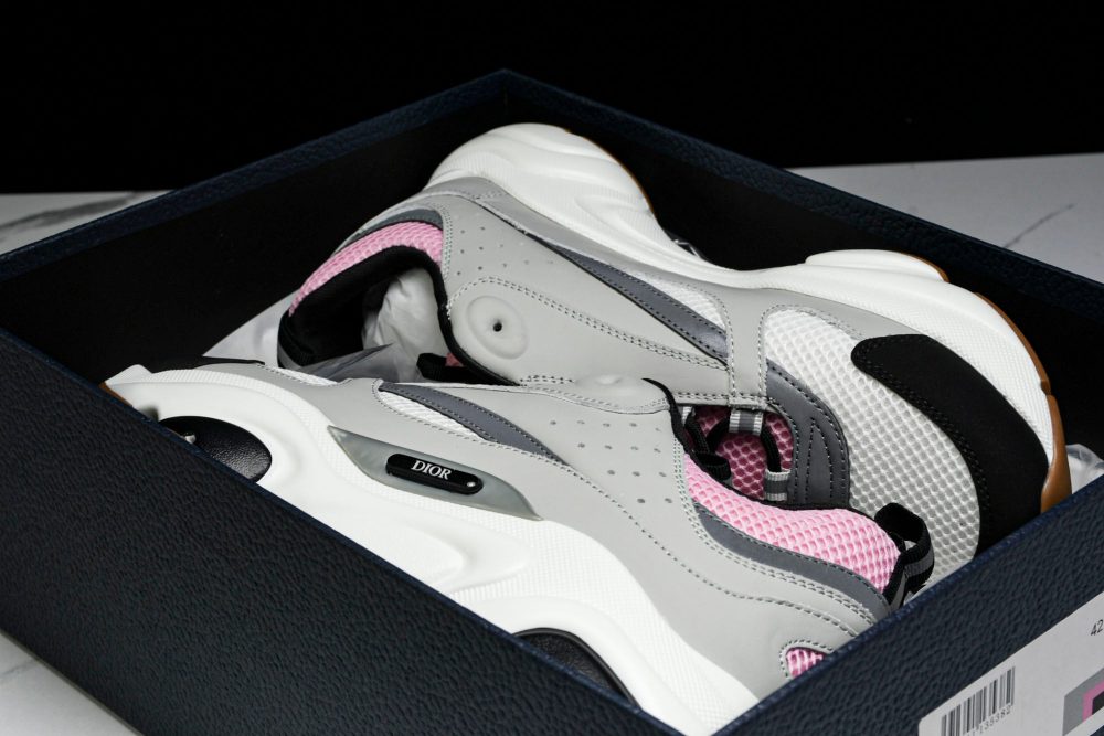 D1or B22 'Pale Pink Grey' - Image 30