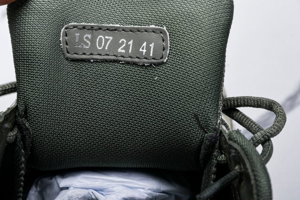 D1or B30 'Olive White' - Image 12