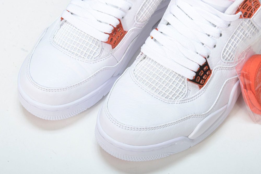 AJ4 Retro OG 'Orange Metallic' - Image 17