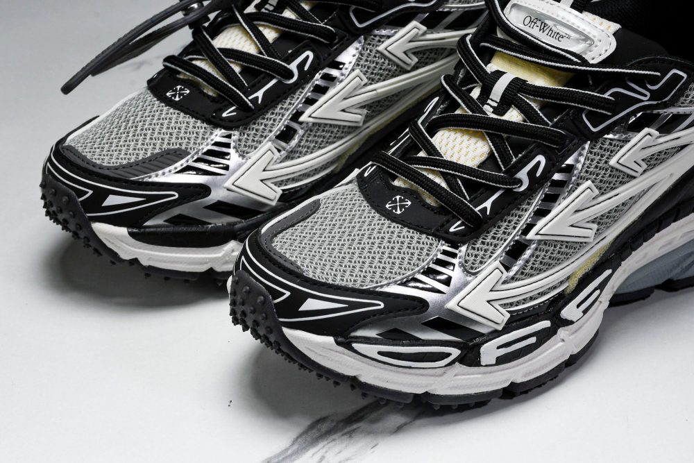 Off-White "Be Right Back" Sneaker 'Silver' - Image 18