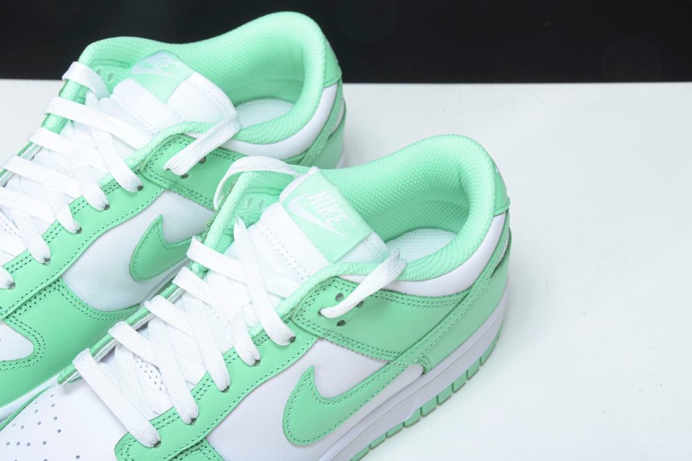 Dnk Low 'Green Glow' - Image 12