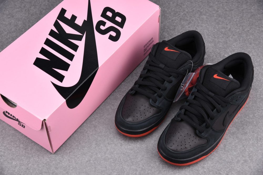 Dnk Low Pro SB 'Black Pigeon' - Image 15