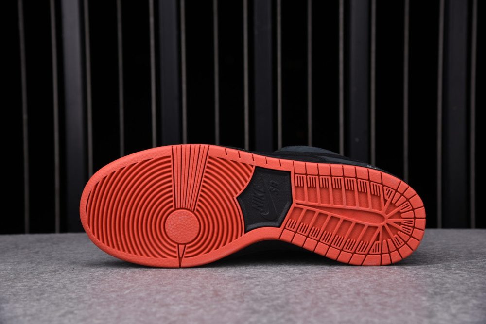 Dnk Low Pro SB 'Black Pigeon' - Image 4