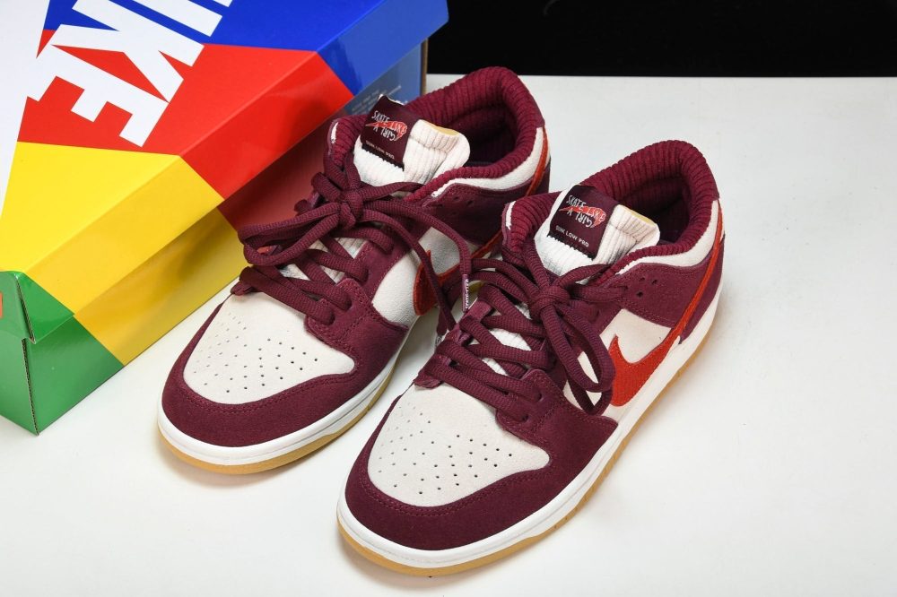 Dnk Low SB x Skate Like a Girl - Image 21