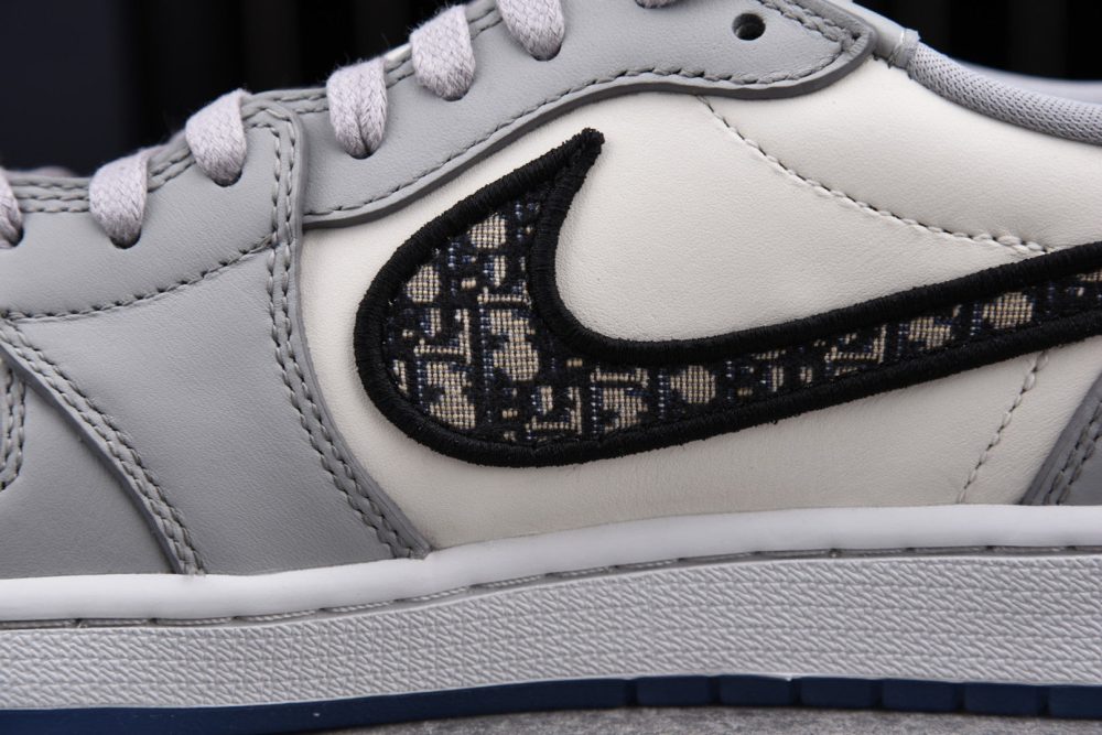 Dr x AJ1 Retro Low OG - Image 11