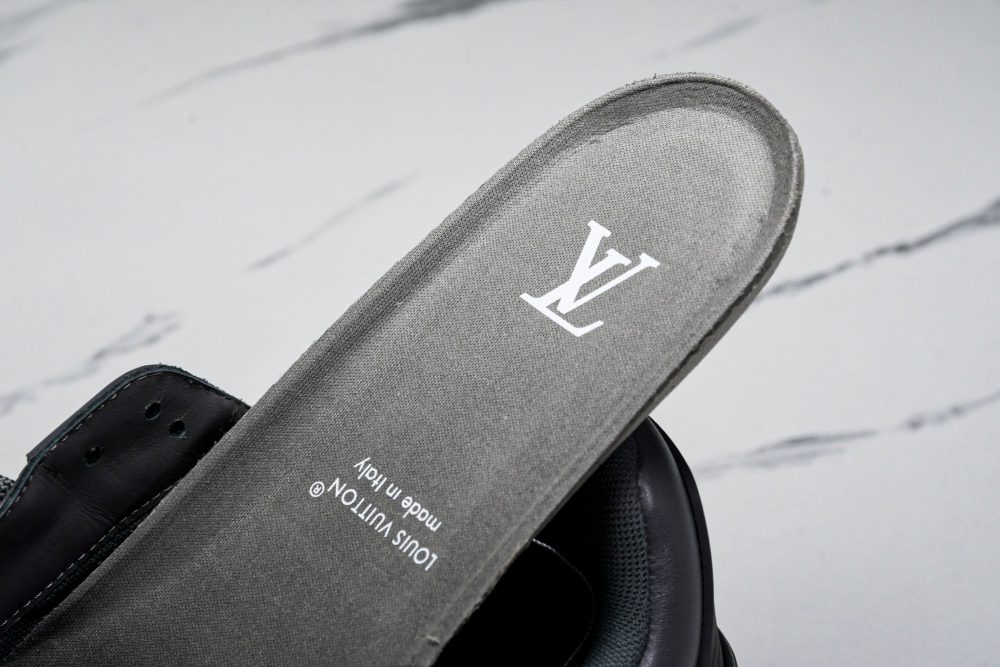 Louis Vuittоп Trainer Low Padded 'Dark Grey' - Image 13