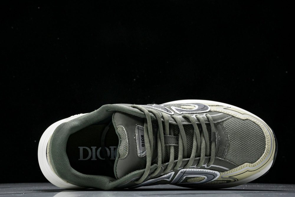 D1or B30 'Olive White' - Image 4