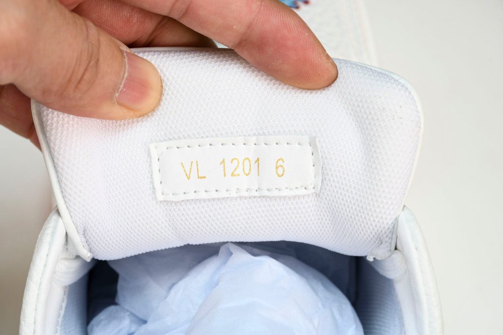 Louis Vuittоп Trainer Low by Yayoi Kusama 'White Print' - Image 12
