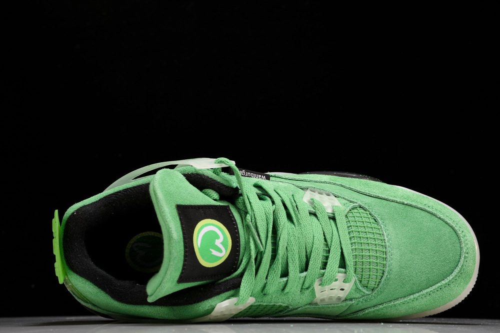 AJ4 Retro Wahlburgers - Image 4