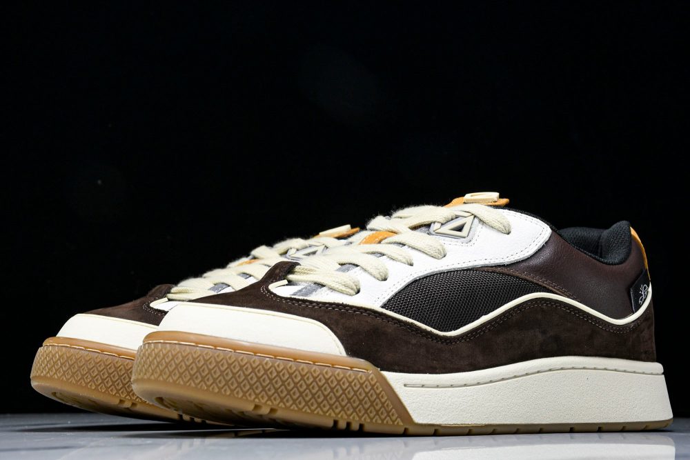 Travis Scott x D1or B713 Cactus Jack 'Mocha Cream' - Image 2