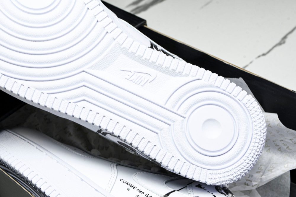 AF1 x Comme des Garcons SHIRT x Supreme 'Eyes' - Image 28