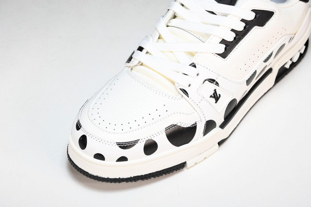 Louis Vuittоп Trainer Low by Yayoi Kusama 'Black' - Image 9