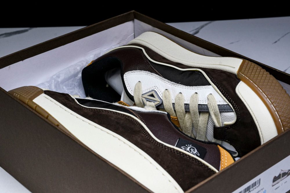 Travis Scott x D1or B713 Cactus Jack 'Mocha Cream' - Image 28