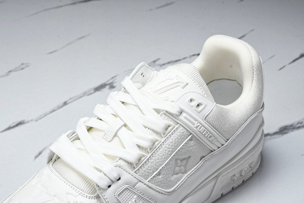 Louis Vuittоп Trainer Low 'White Embossed' - Image 10