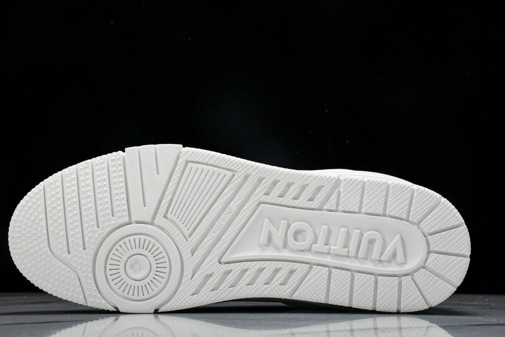 Louis Vuittоп Trainer Low 'White Embossed' - Image 5