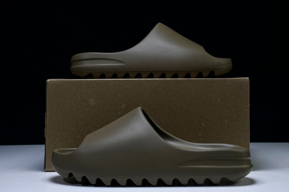 Yzy Slide 'Earth Brown' - Image 17