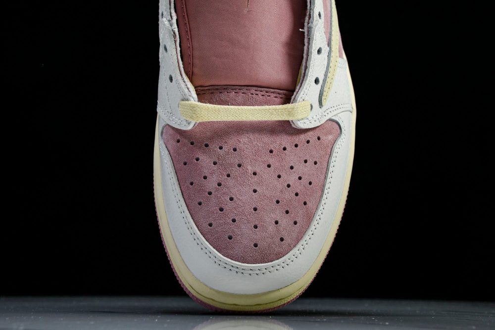 Travis Scott AJ1 Retro Low OG 'Shy Pink' - Image 6