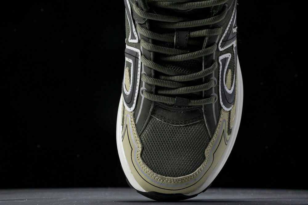 D1or B30 'Olive White' - Image 6